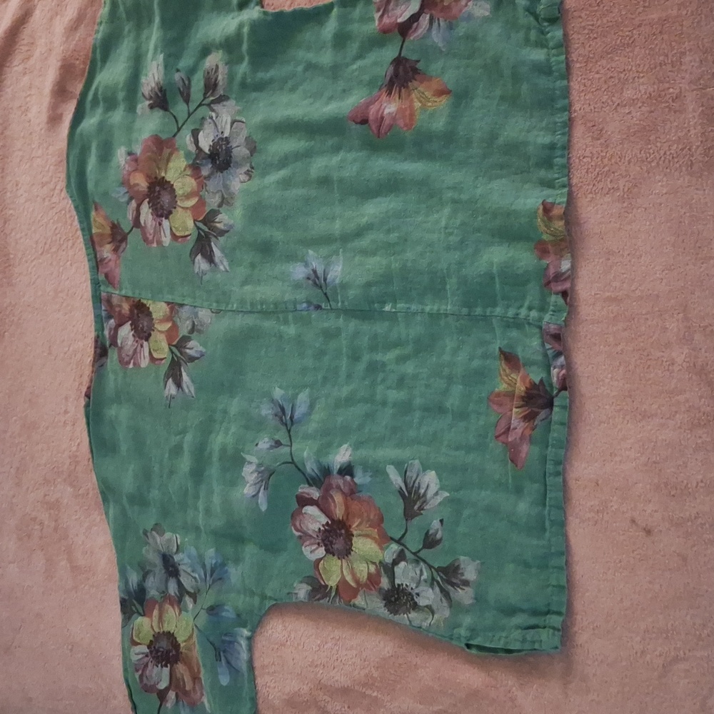 Italian Linen Shirt - Picture 9 of 10